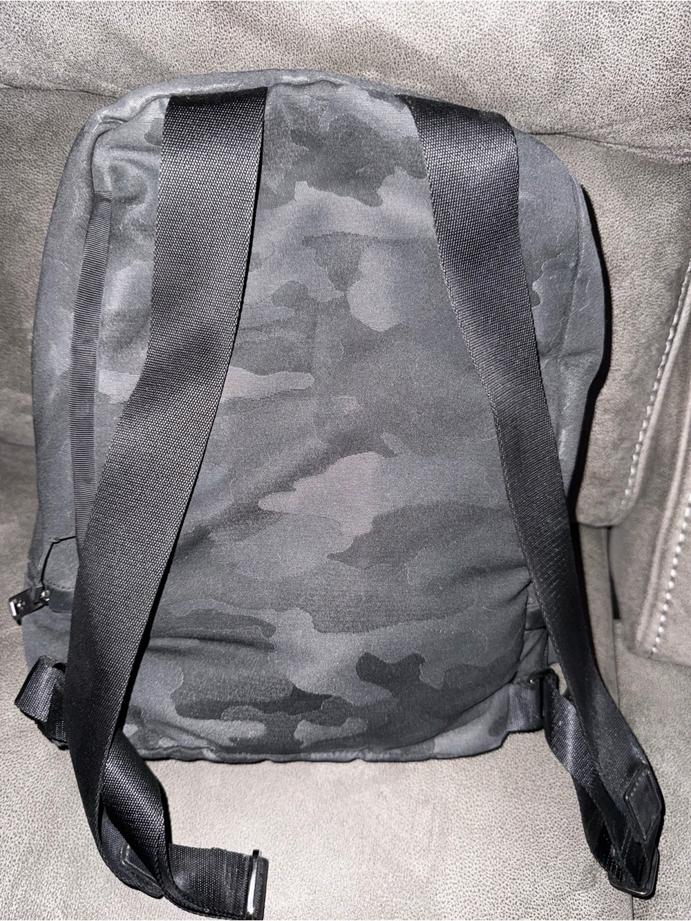 Lululemon small backpack - Picture 2 of 5